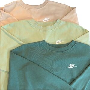 Nike Club Crewneck Sweatshirts XL Lot Of 3 Futura Stitch Bicoastal Honeydew Sand
